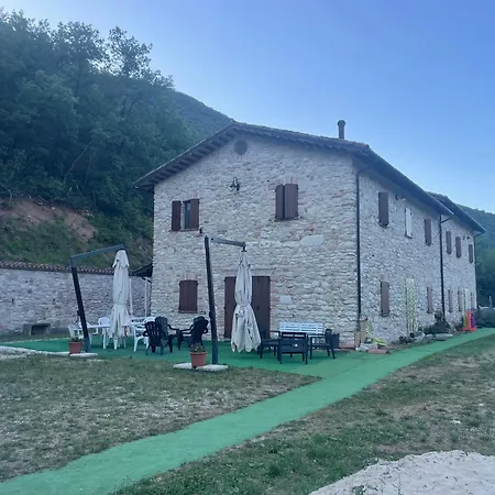 Casale Nella Valle Bed & Breakfast